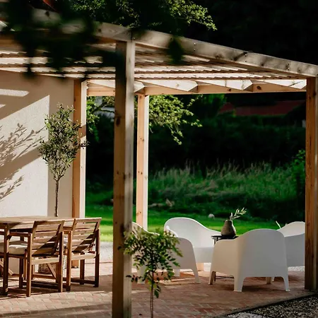 Balia I Nad Jeziorem Morelife House