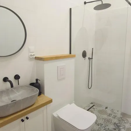 Balia I Nad Jeziorem Morelife House