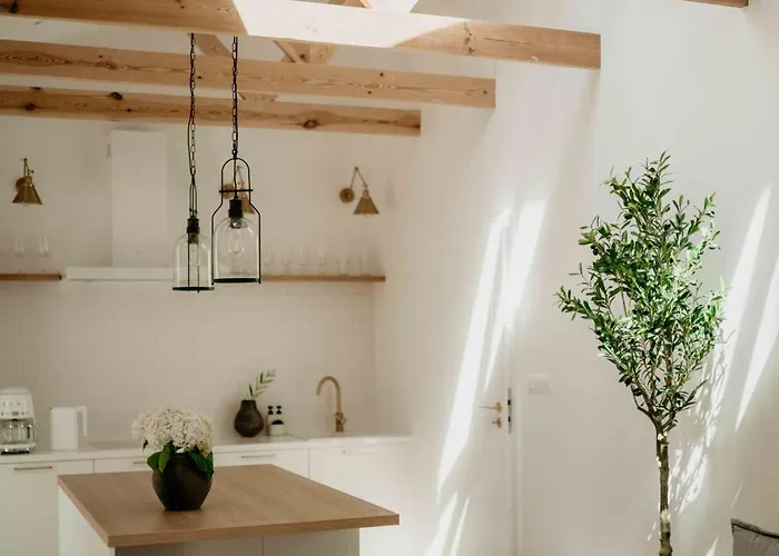 Balia I Nad Jeziorem Morelife House