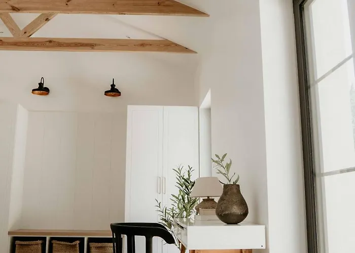 Balia I Nad Jeziorem Morelife House